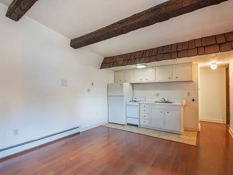 200 Rebecca Ave #2 — Photo 6