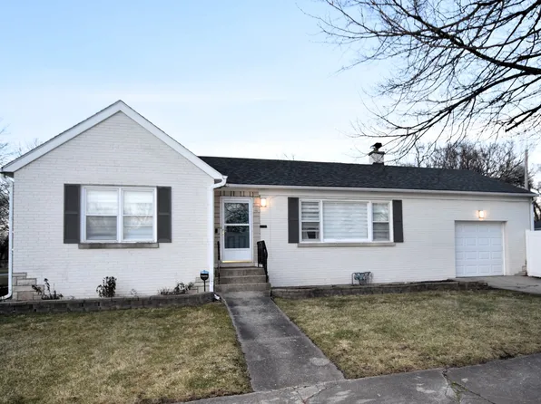4 E Monroe St, Villa Park, IL 60181
