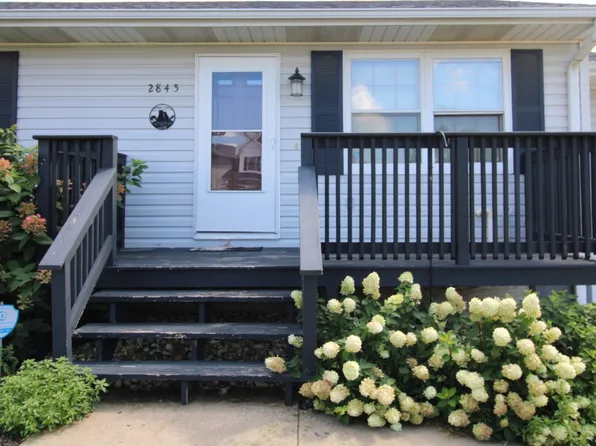 2845 W 63rd St, Davenport, IA 52806