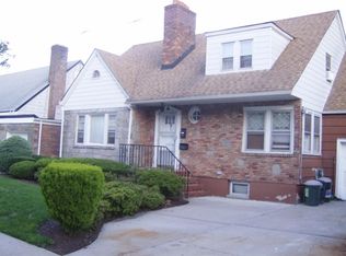 209-34 34th Ave, Bayside, NY 11361