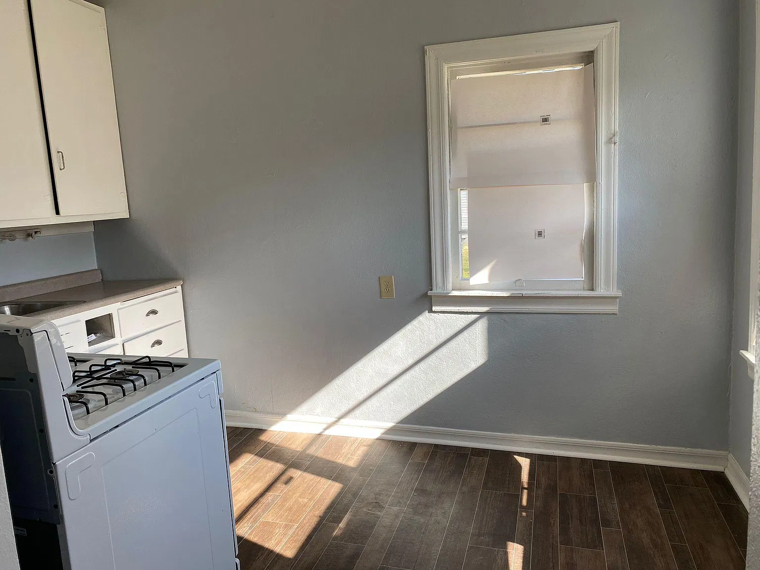 1 bed, 600 sqft, $700 — Photo 4