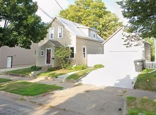 2315 13th Pl S, La Crosse, WI 54601