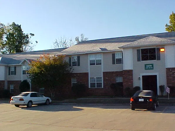 Cambridge Apartments, 1879 Cambridge Park Pl #101, Springdale, AR 72764