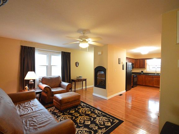 4th image of 116 Springlake Ave #116