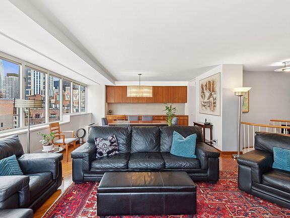 5th image of 211 Madison Ave #18B