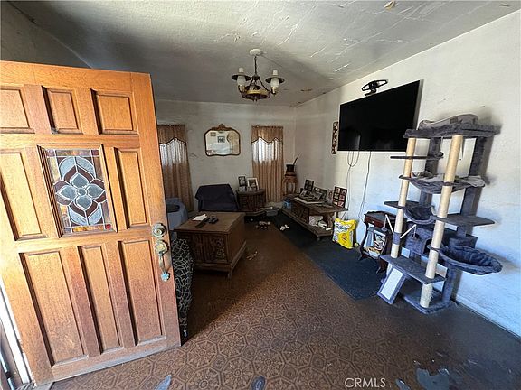 2nd image of 1067 S Rowan Ave