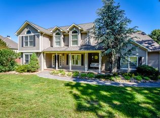1805 Hirst Cir, Lenoir City, TN 37772