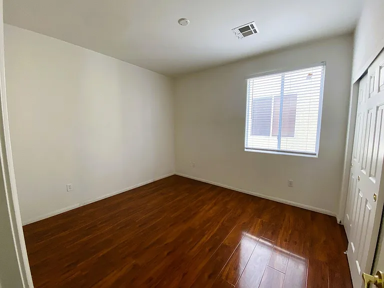 172 Flying Hills Ave — Photo 15