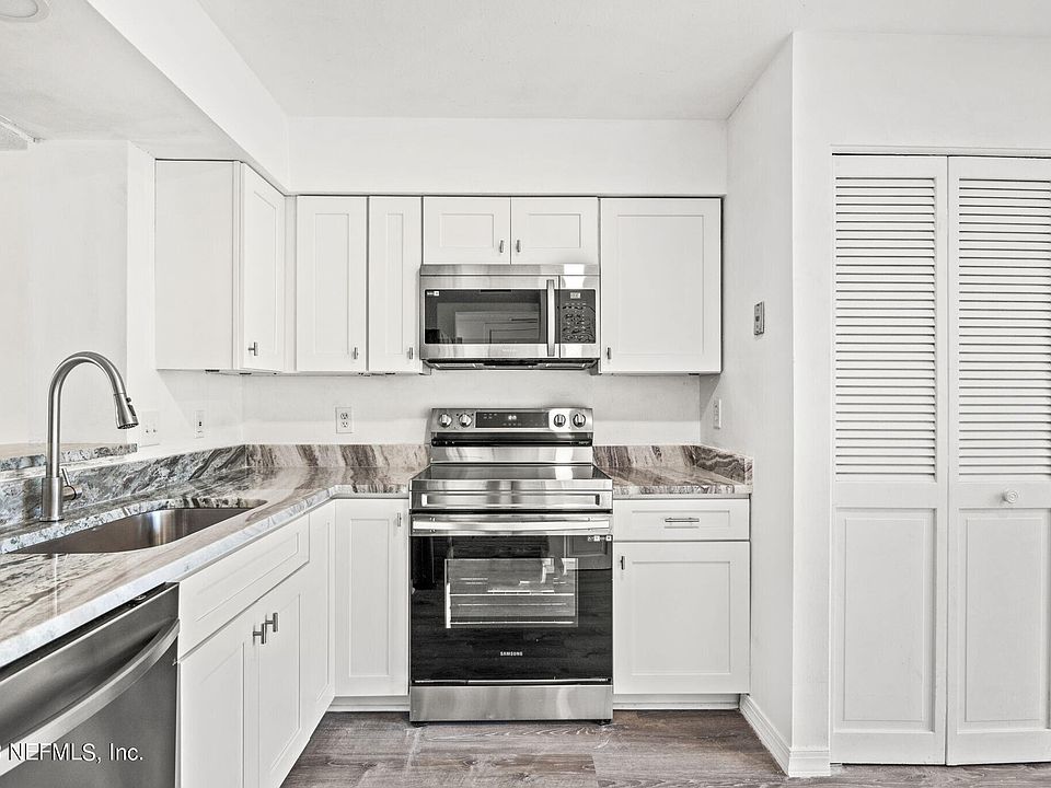 1st image of 7675 LAS PALMAS Way