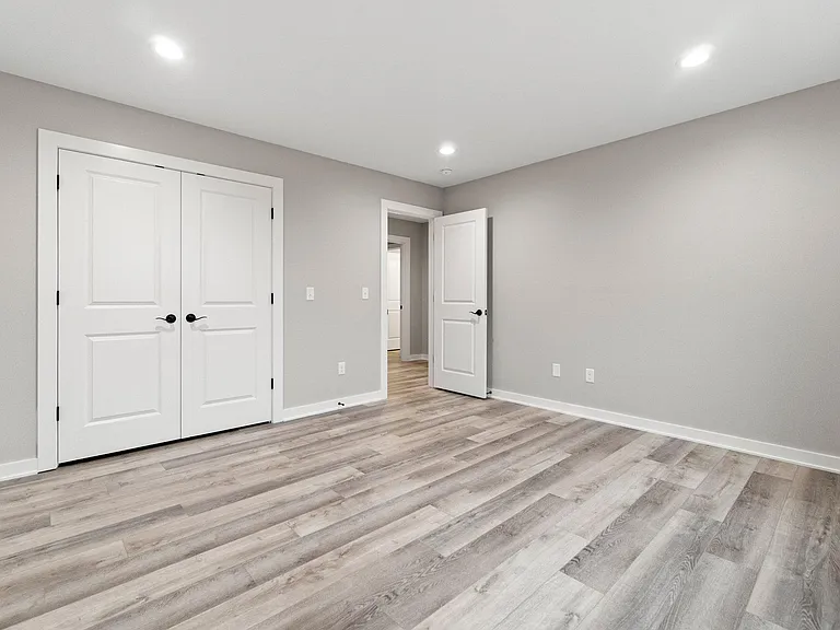 258 N West Hamilton Rd #258 — Photo 17
