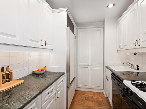 3rd image of 1270 3rd Ave #12A