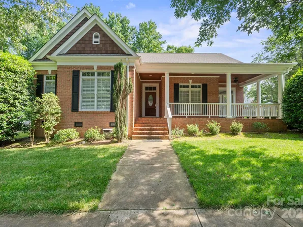 320 Magnolia St, Davidson, NC 28036