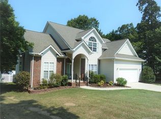 1120 Hawthorne Dr, Indian Trail, NC 28079