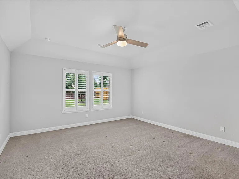 2524 Hagerman Ct — Photo 23