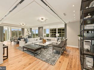 1781 N Pierce St APT 1001, Arlington, VA