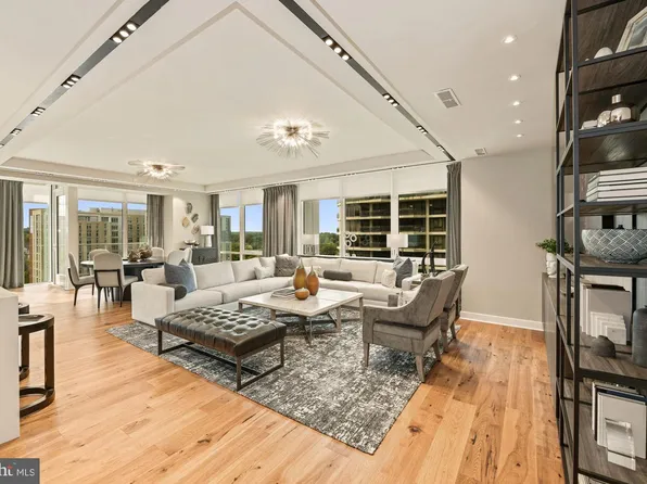 1781 N Pierce St APT 1001, Arlington, VA 22201