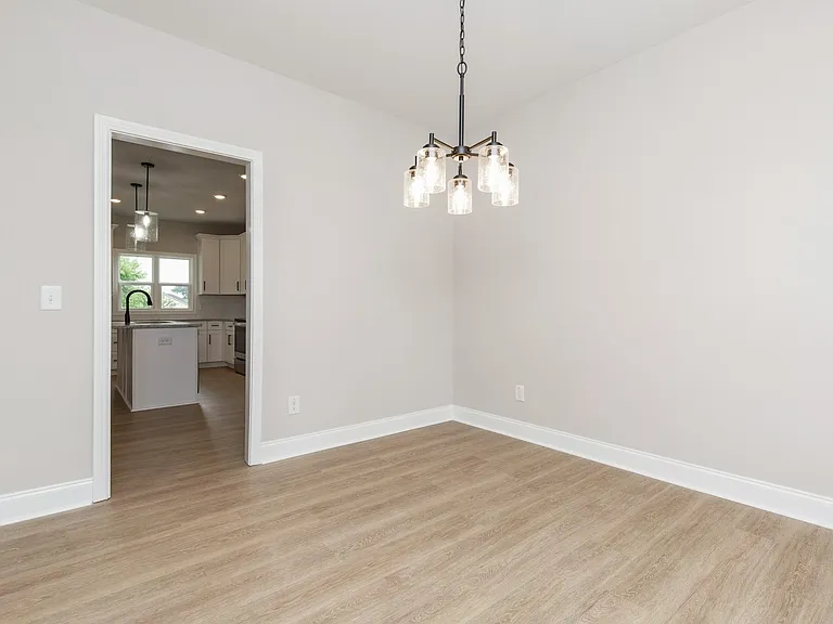218 Copeland Rd — Photo 12