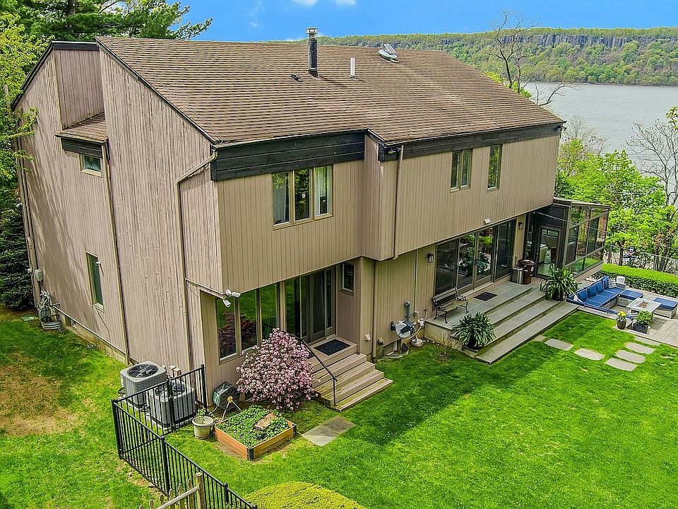 1st image of 795 W 254th St