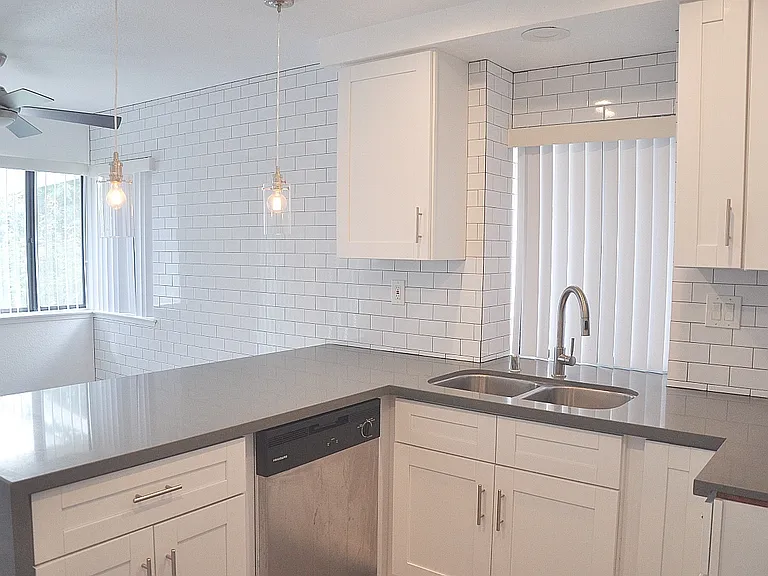 7521 Brookside Rd — Photo 12