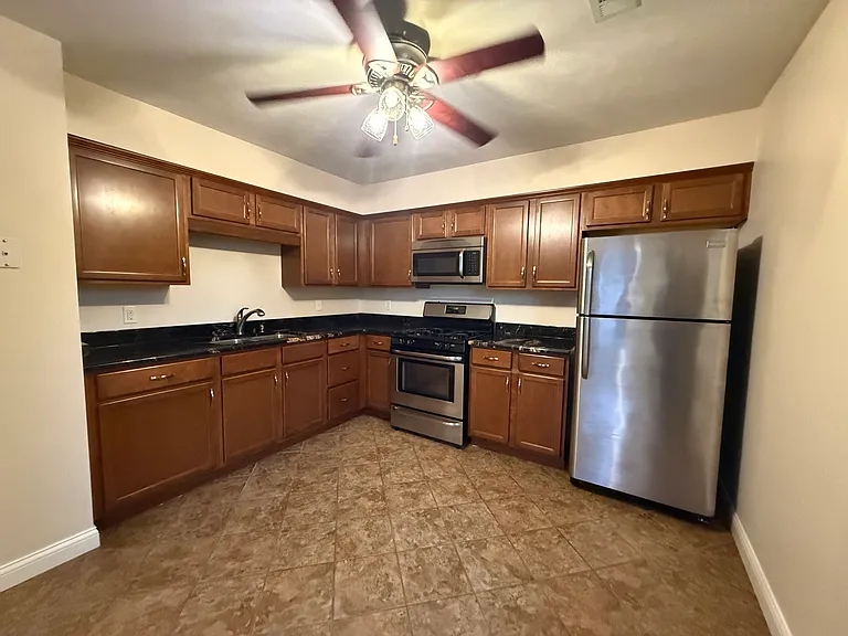 105 Floss Mar Ct — Photo 10