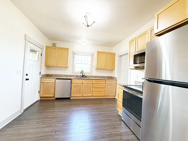 721 Pennsylvania Ave — Photo 11