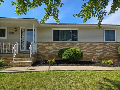 18805 Restor Ave, Cleveland, OH, 44122