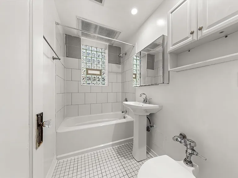 551 Hinman Ave #G — Photo 13
