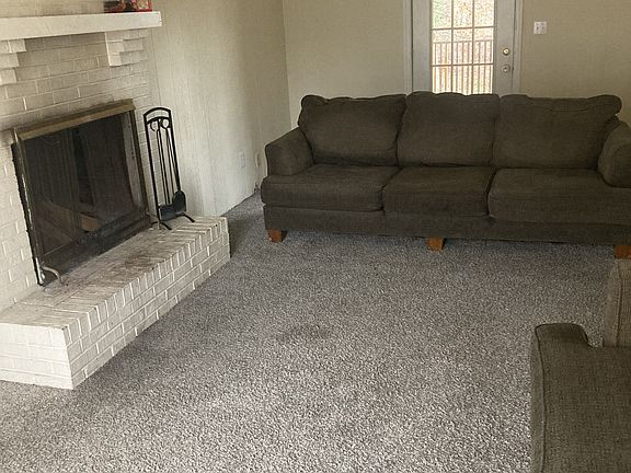 2nd image of 104 Vista Ct