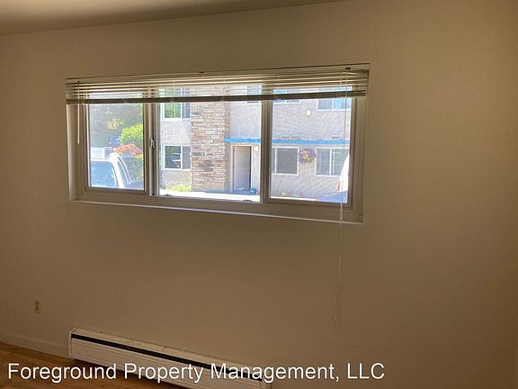 5th image of 2323 W Newton St #2312-02