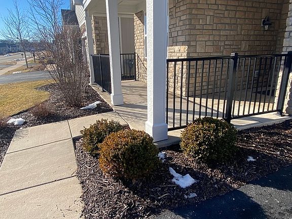 2nd image of 2639 Verdi St