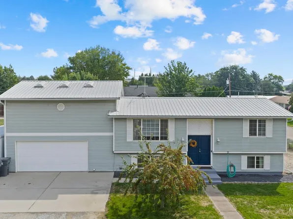 1104 N B St, Parma, ID 83660