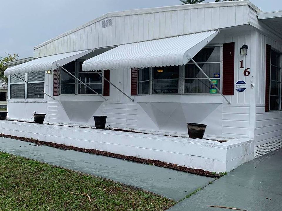 1st image of 16 Barcelona Ln
