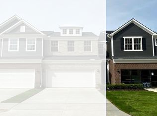 2194 Addison Cir, Commerce Township, MI 48390