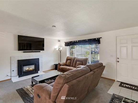 2nd image of 13320 45th Ave NE