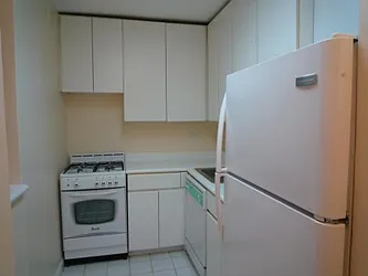 Rented by Raz Realty