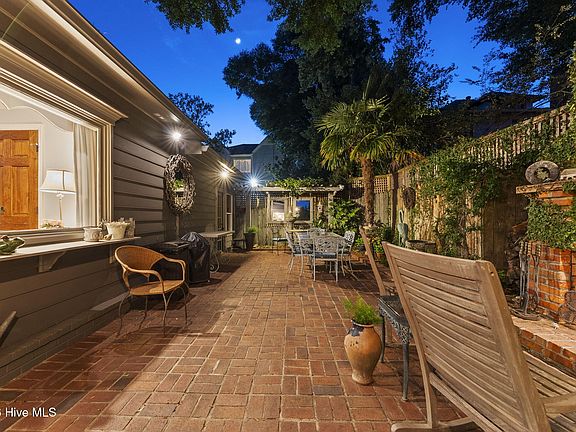 5th image of 2103 Summer Hill Lane