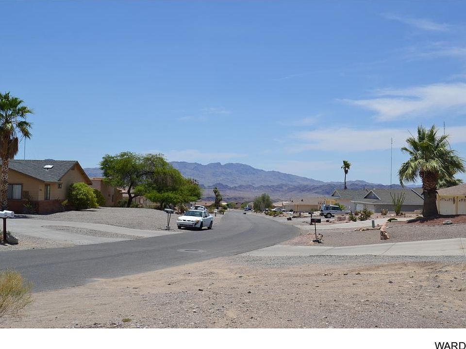 2nd image of 3245 Arapaho Dr