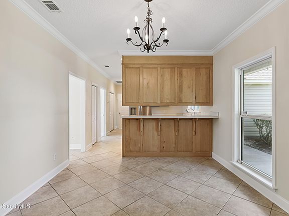 5th image of 318 Ratcliffe Rd