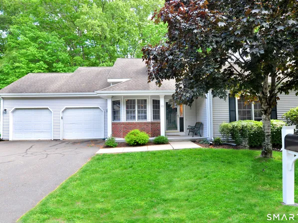 127 Kings Way #127, Windsor, CT 06095