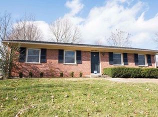 1881 Charlbury Ct, Lexington, KY 40505