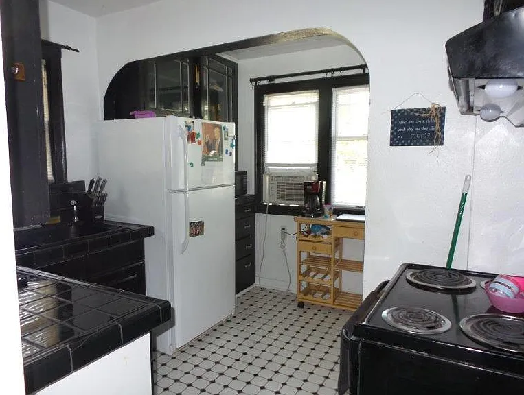 811 Cogean Ave — Photo 4