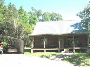 100 Woodhaven Ln, Grantsburg, IL 62943