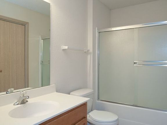 2nd image of 4514 Willow Ave #3536413