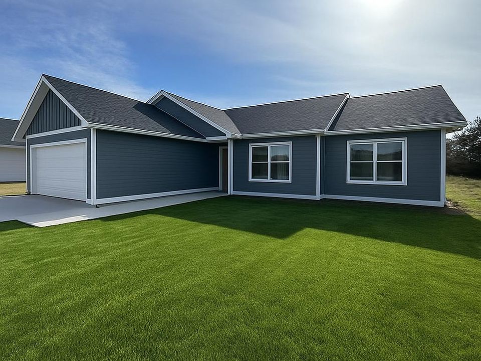 2nd image of 1333 Marboeuf Blvd