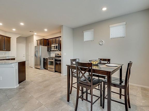 5th image of 5320 Ardley Ave