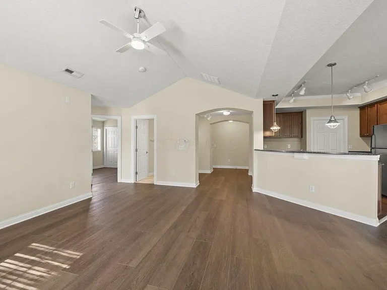 4202 Colister Dr — Photo 6