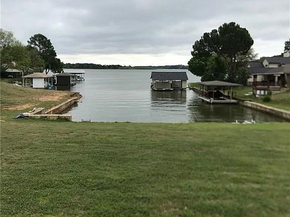 2nd image of 1510 Comanche Ct