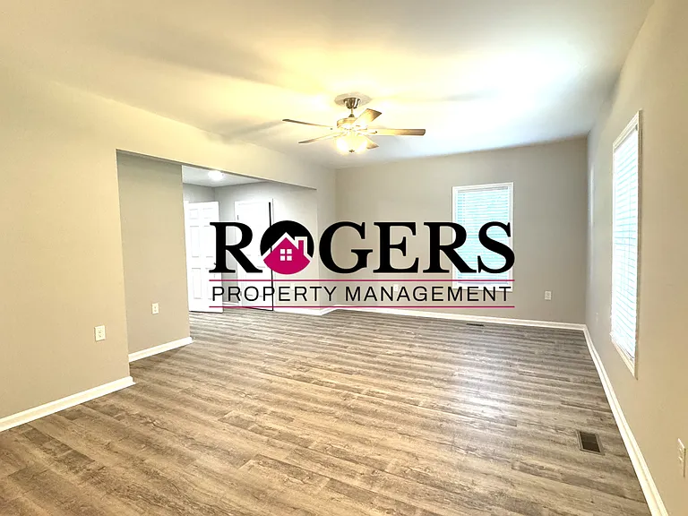 216 Forest Ave — Photo 20