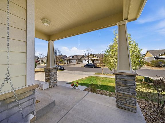 5th image of 1027 Canal Dr