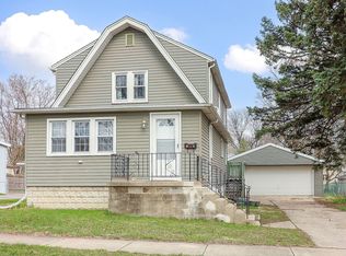 115 N 3rd Ave, Villa Park, IL 60181